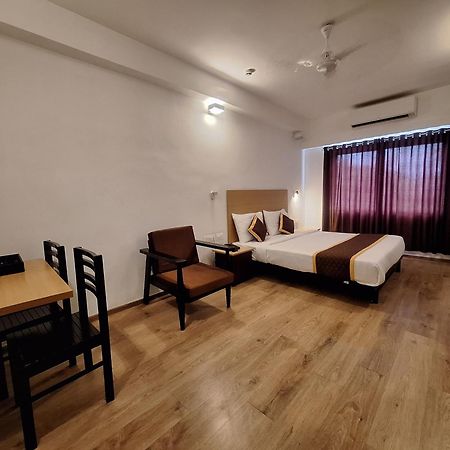 Hotel B R Regency Thiruvananthapuram Luaran gambar