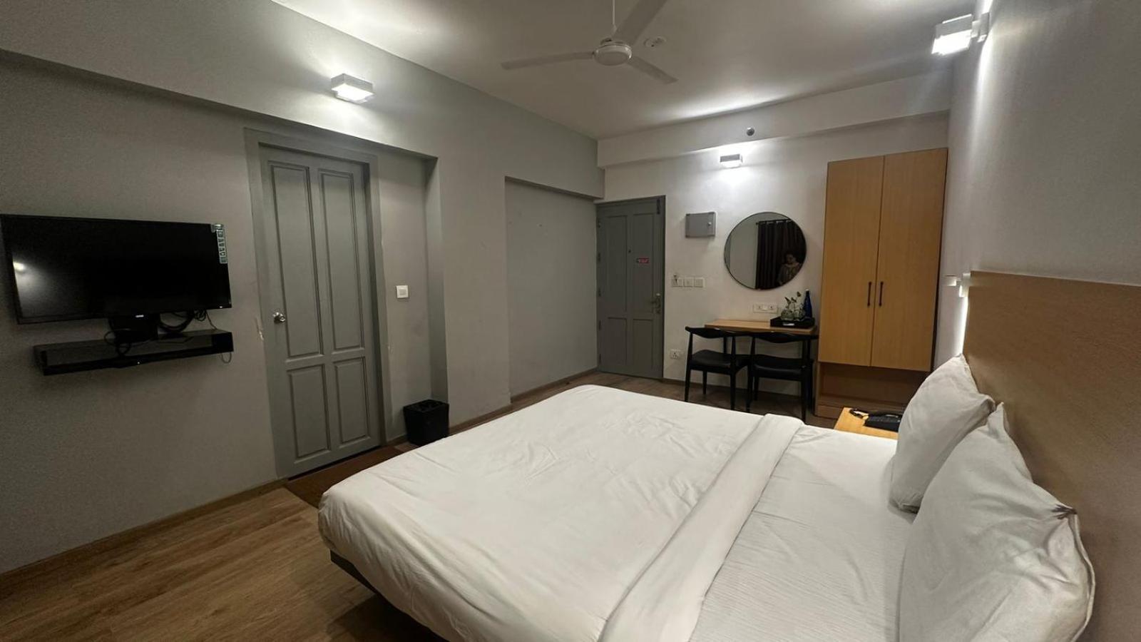 Hotel B R Regency Thiruvananthapuram Luaran gambar
