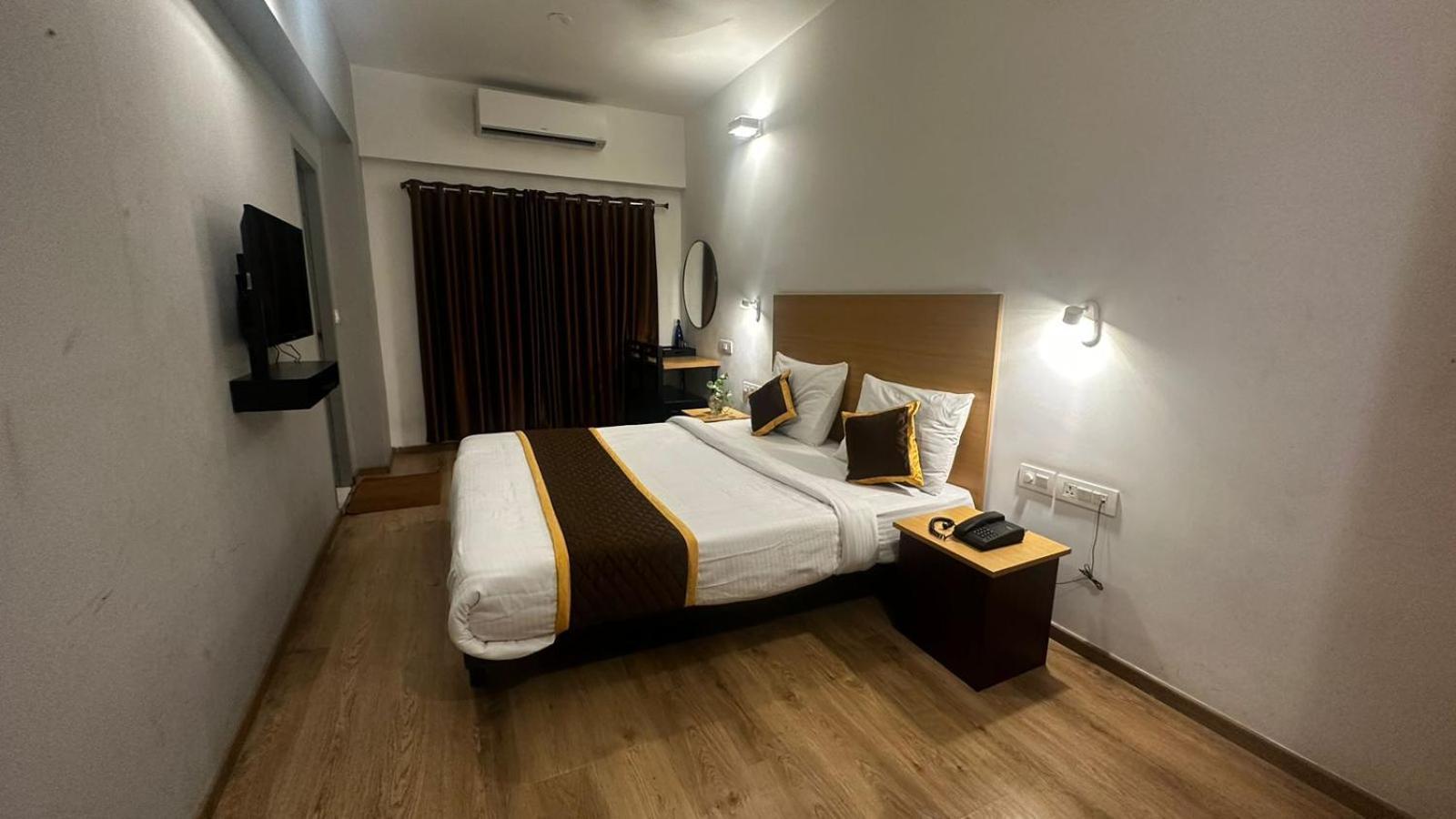 Hotel B R Regency Thiruvananthapuram Luaran gambar