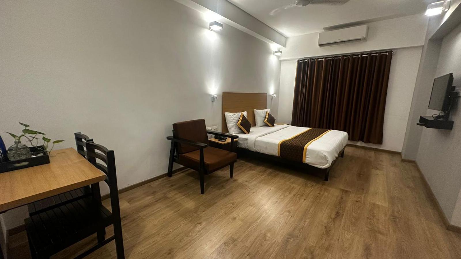 Hotel B R Regency Thiruvananthapuram Luaran gambar