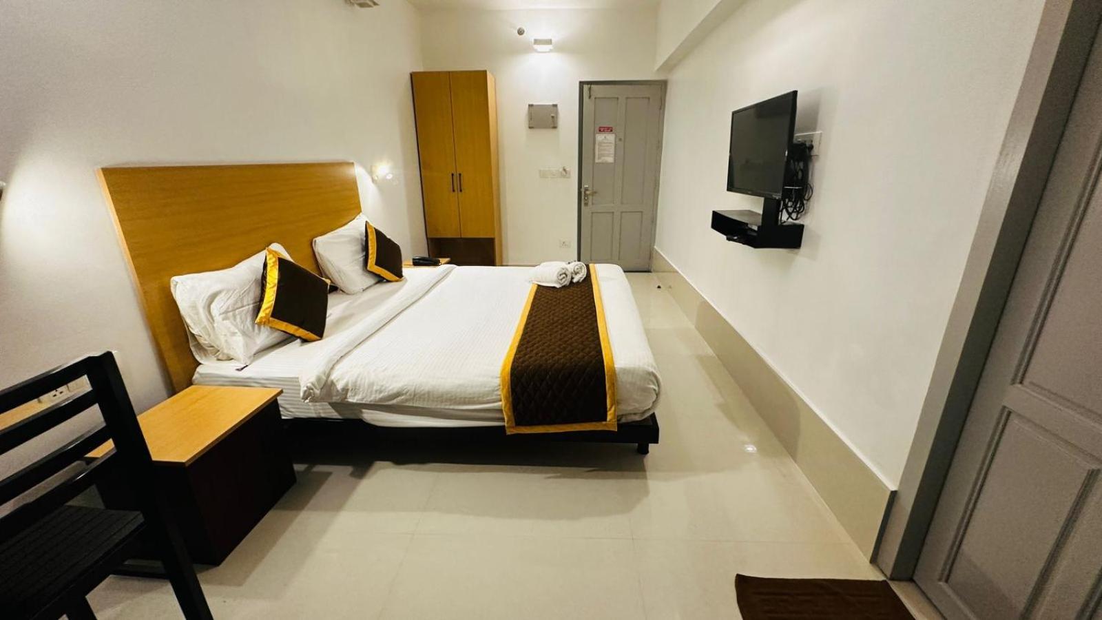 Hotel B R Regency Thiruvananthapuram Luaran gambar
